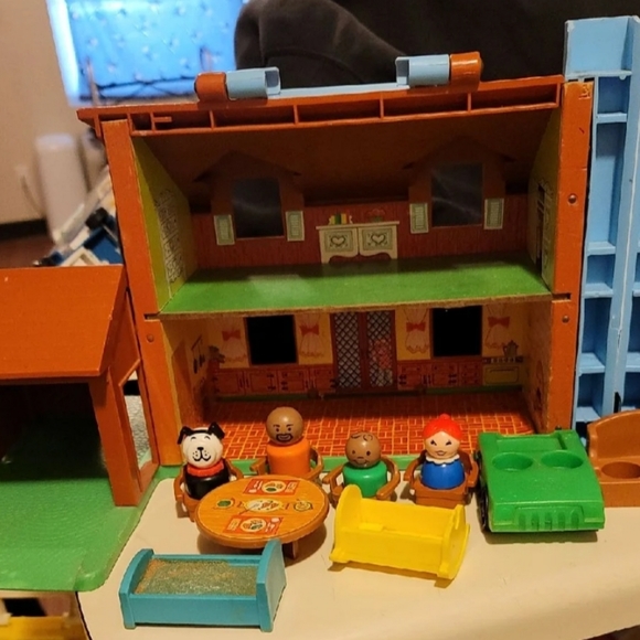 Fisher-Price house - Picture 5 of 6